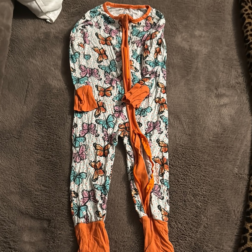 Butterfly Print Kids One Piece Pajama - Orange Accents